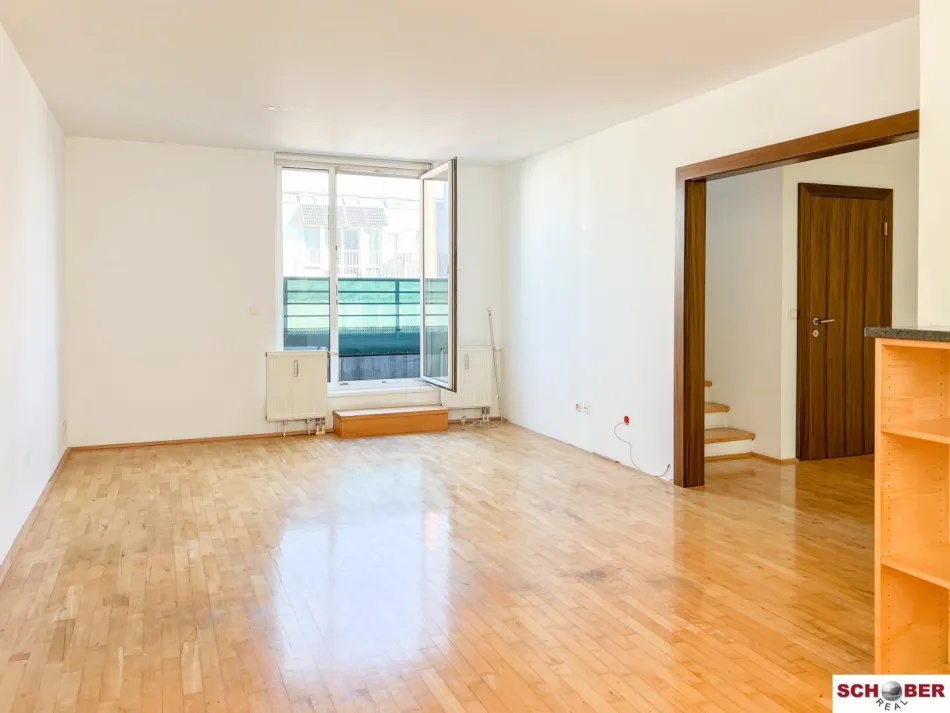 Dachgeschoss-Maisonette mit Terrasse in U-Bahn-Nähe - Bild