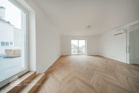 Elegante 4-Zimmer Wohnung mit Terrasse, Erstbezug!