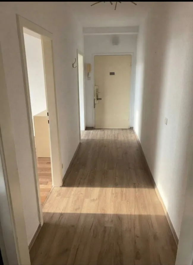 2 - ZIMMERWOHNUNG ZU VERMIETEN - Bild