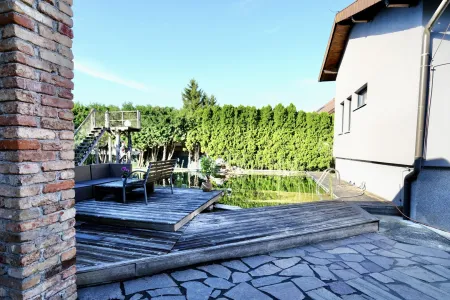 Schicker Bungalow in Grünruhelage