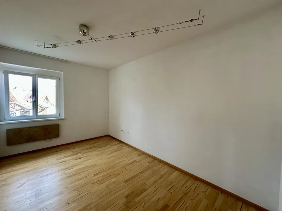3-Zimmer Wohnung in der Spechtgasse // Dachgeschoss // Mödling // 77,78m² // Loggia! - Bild