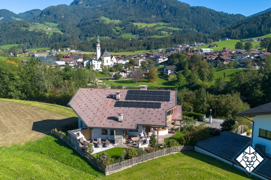 Haus am Ende des Weges: Zirbenstube, Seenähe und Bergblick - Bild