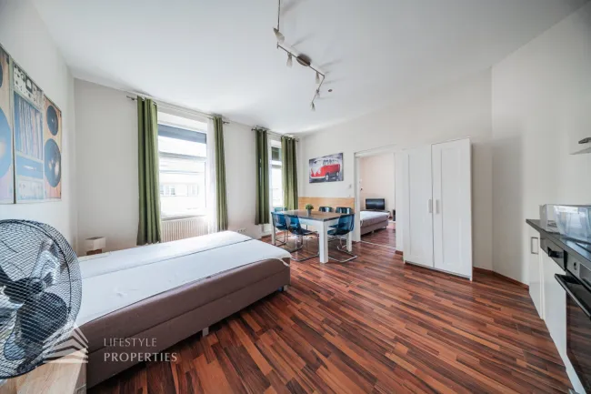 Helle, möblierte 2-Zimmer Wohnung, Nähe Kaiser-Franz-Josel Spital - Bild