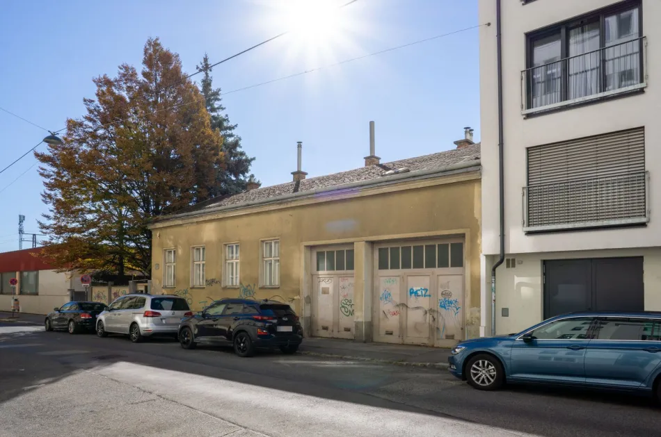 1140 Wien – Entwickelbares Bauträger-Grundstück beim Bahnhof Penzing | GB, Bauklasse III, geschlossene Bauweise - Titelbild