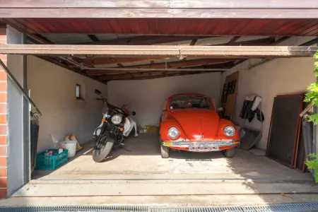 Garage 1