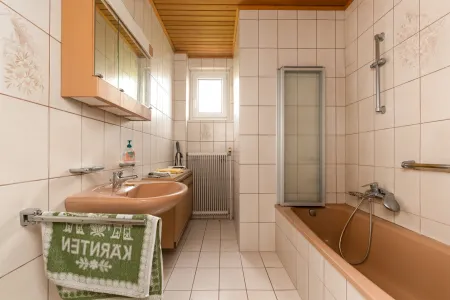 Badezimmer Erdgeschoss