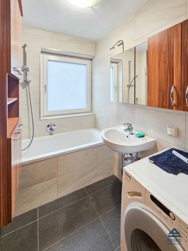 3-Zimmer-Wohnung mit Garten-Terrasse und Carport in Elsbethen - Bild