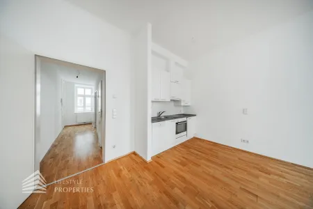Helle 2-Zimmer Gartenwohnung mit bester Anbindung zum Stephansplatz