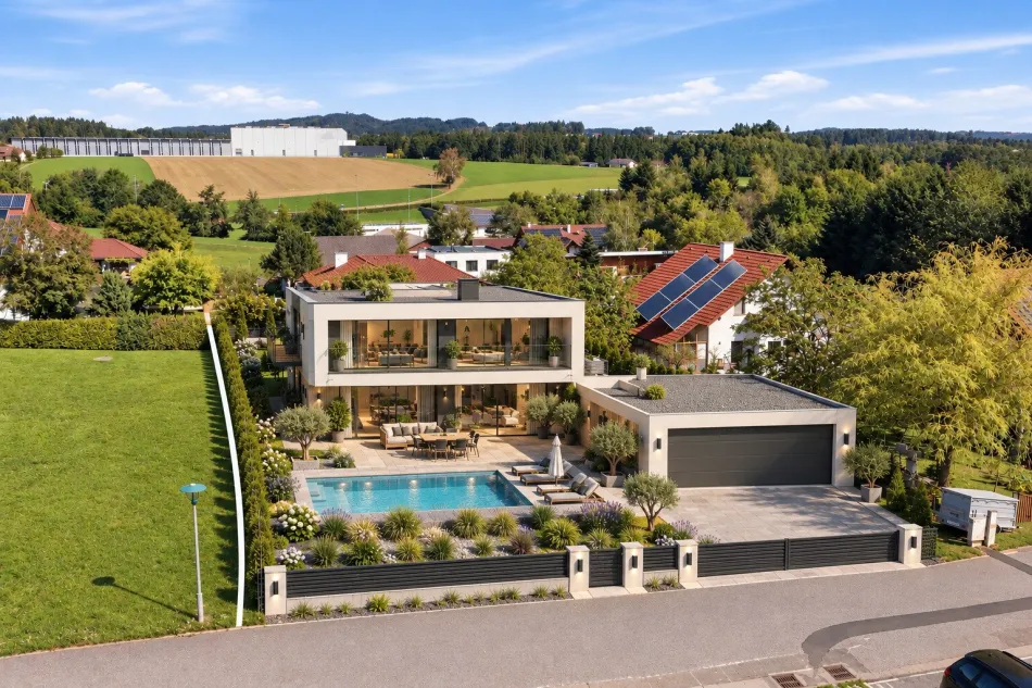 großzügiges Baugrundstück in Herzogsdorf - Bild