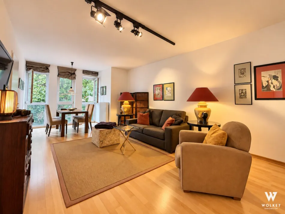 Stilvolle 2-Zimmer-Wohnung mit Garagenplatz im 18. Bezirk | Nähe Türkenschanzpark | Gemeinschaftsgarten - Bild