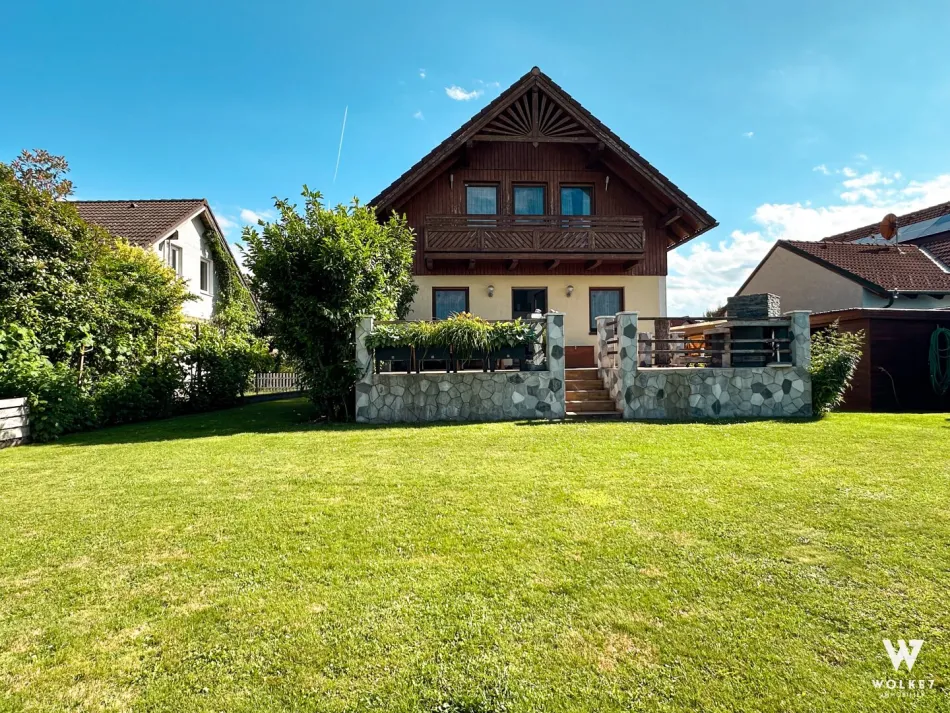 Traumhaftes Einfamilienhaus mit großem Grund in ruhiger Lage: Vollunterkellert | Sauna | Moderne PV-Anlage - Titelbild