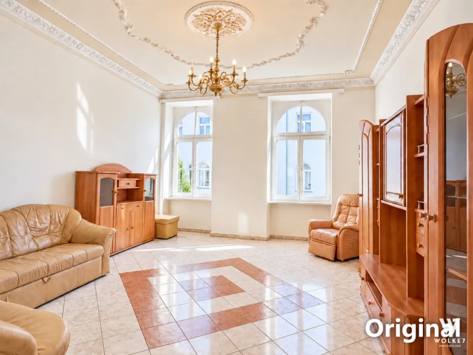 Altbaujuwel mit prachtvollem Stuck – stilvolles Wohnen für Liebhaber klassischer Wiener Eleganz I Fußbodenheizung I Lift | Nähe Wiedner Hauptstraße - Bild