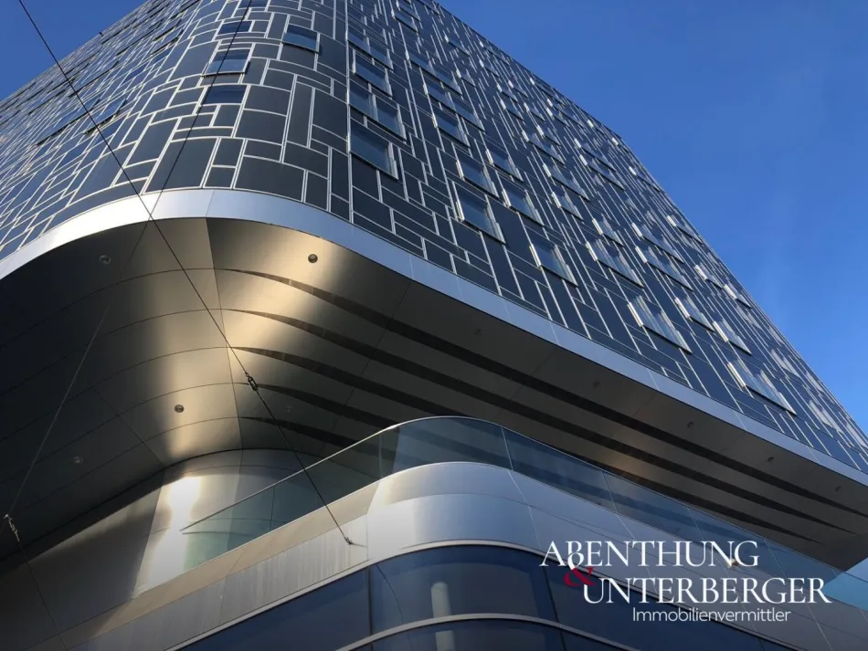 Top Gewerbefläche in Innsbruck, 439m², Berg- & Stadtblick, mit Terrasse! - Titelbild