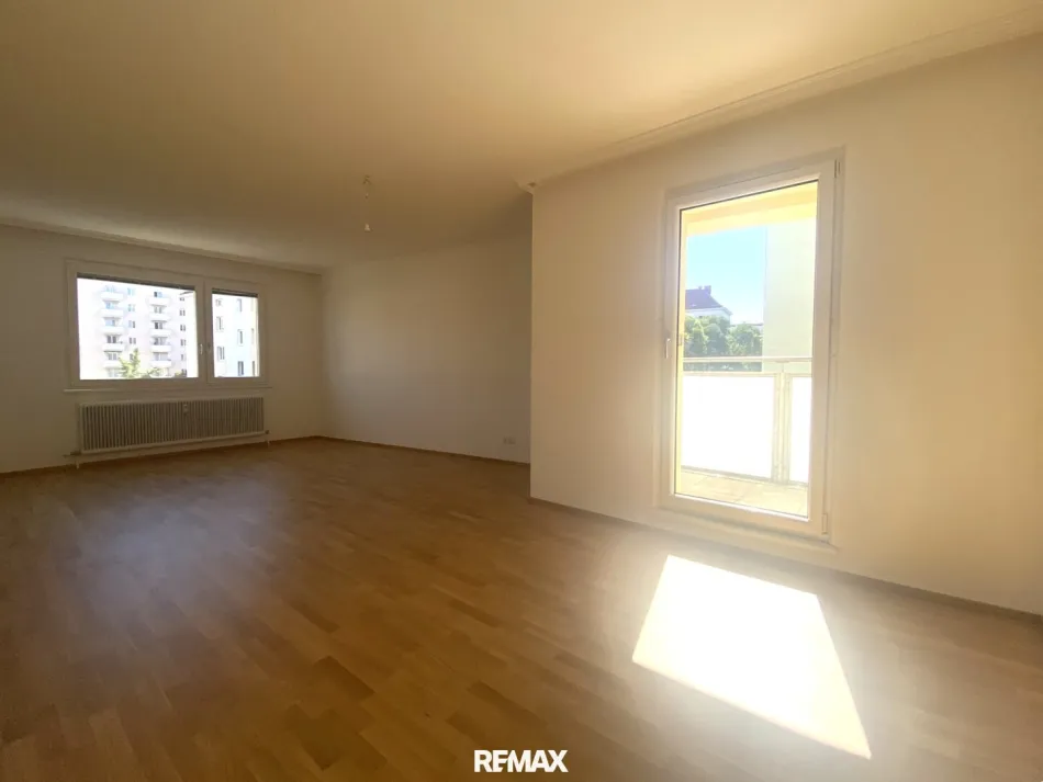 3-Zimmer-Loggia-Wohnung im 4. Liftstock nahe Matzleinsdorfer Platz - Bild