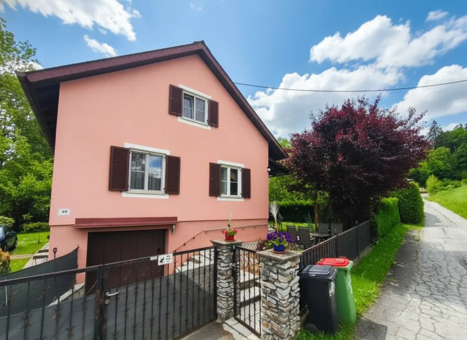 WOHNEN IM GRÜNEN | EINFAMILIENHAUS | GARAGE | GROSSZÜGIGES GRUNDSTÜCK I ROTO IMMOBILIEN - Bild