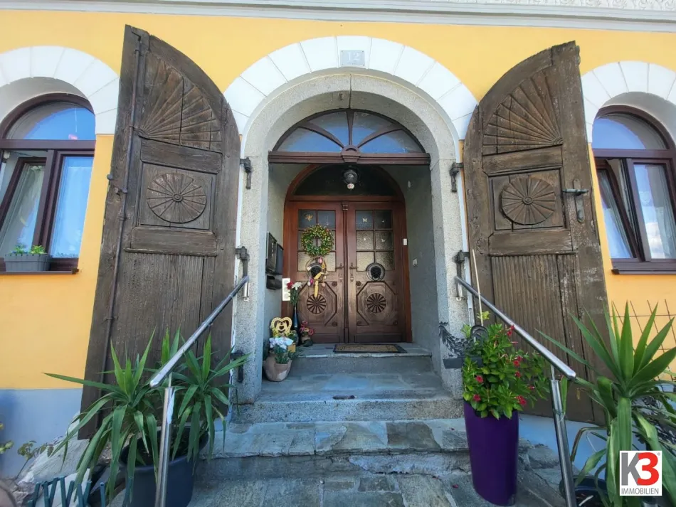 K3 - Großzügige Villa mit 2 Wohneinheiten, Garten & Garage in Taiskirchen – Top Lage! - Titelbild