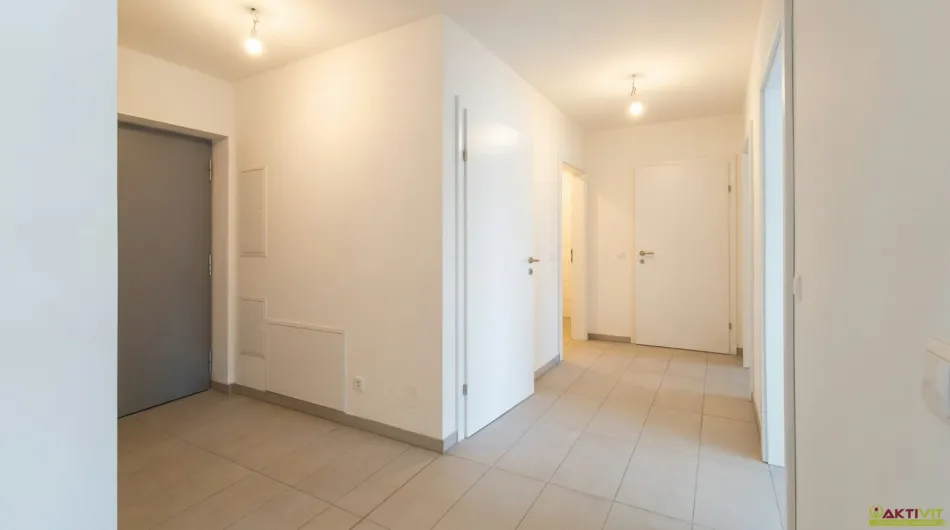Neubau trifft Wohnkomfort: 74,7 m² Wohnfläche und 15,3 m² Balkon in zentraler Lage - Bild
