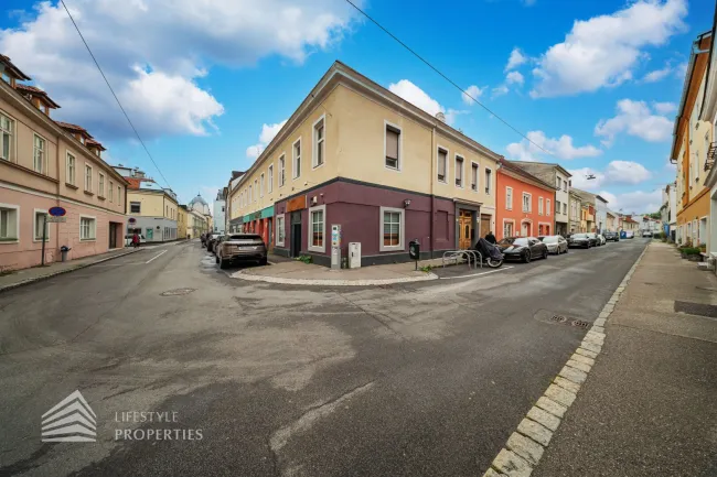 Sanierungsbedürftiges Zinshaus im Stadtkern - Titelbild