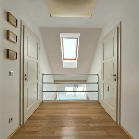 Vorzimmer, Obergeschoss, Gallerie