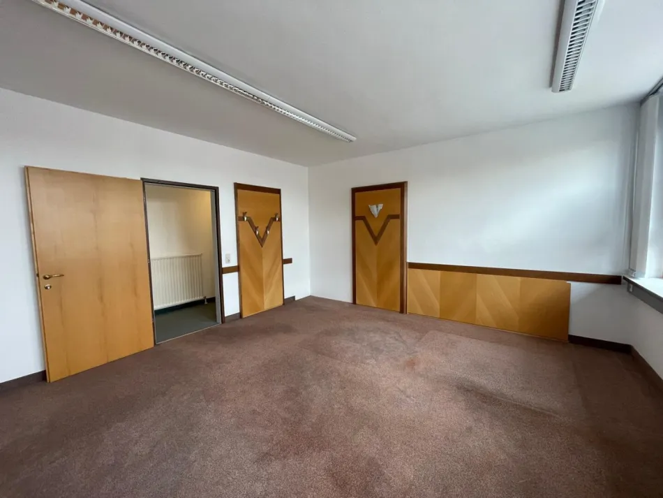 24m² Bürofläche in Toplage – Ressavarstraße direkt über der Volksbank Hartberg - Bild