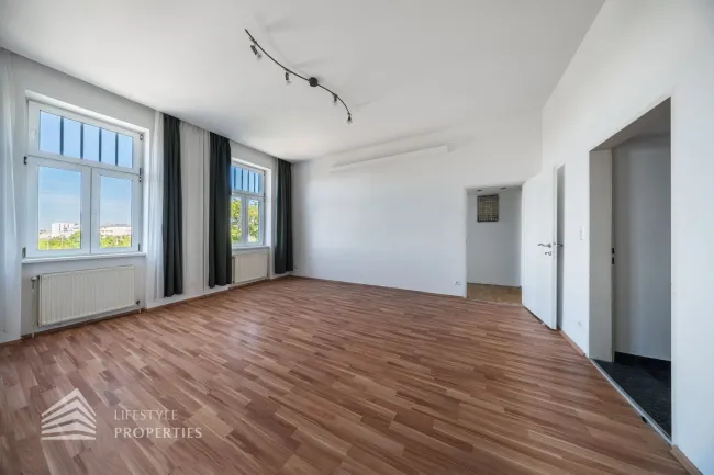 Elegante 4-Zimmer Altbauwohnung - Bild