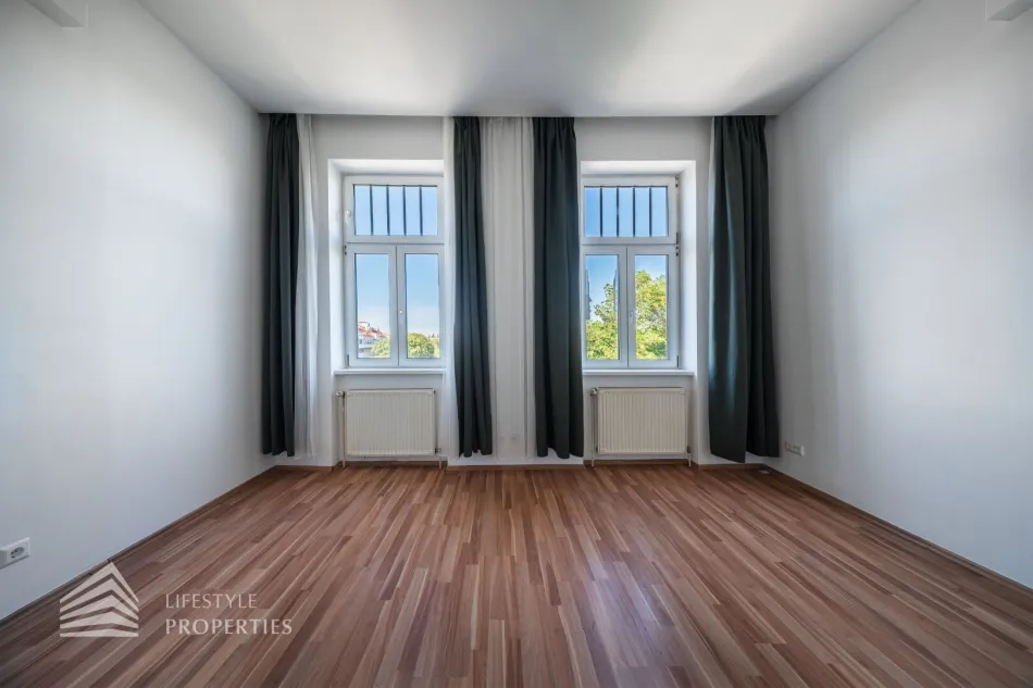 Elegante 4-Zimmer Altbauwohnung - Bild