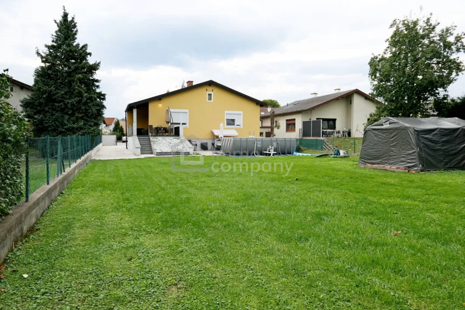 Einfamilienhaus in Wiener Neudorf mit Garten - Bild