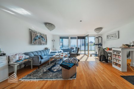 Modernes Townhouse nahe der UNO-City - Urbanes Wohnen mit Gartenidylle
