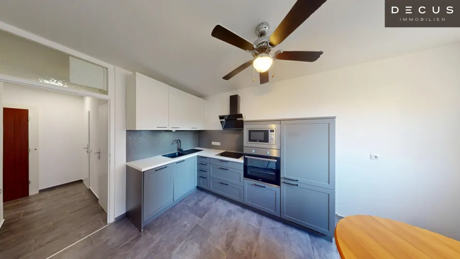 INNENHOFLAGE - HELLE 2 ZIMMER WOHNUNG MIT SEPARATER KÜCHE - Bild