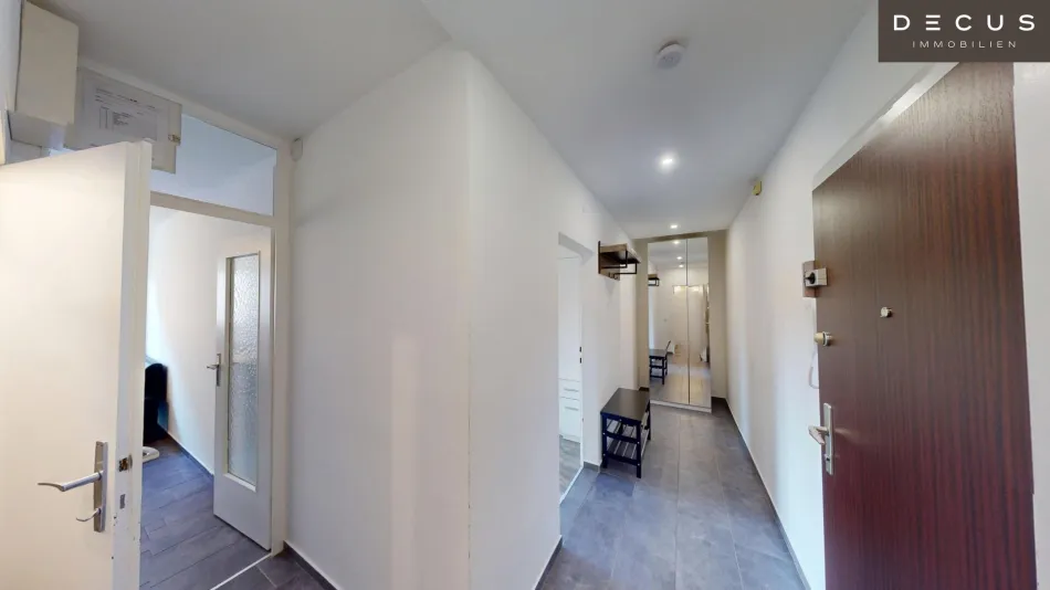 INNENHOFLAGE - HELLE 2 ZIMMER WOHNUNG MIT SEPARATER KÜCHE - Bild