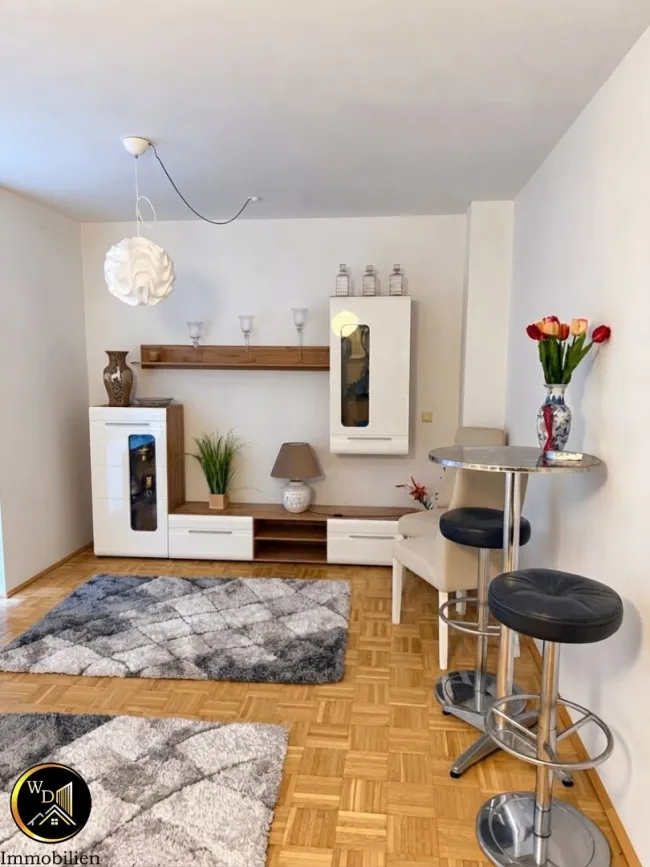 Neuwertige Wohnung mit Blick ins Grüne, U6 in der Nähe – so schön kann Wohnen in Wien sein - Titelbild
