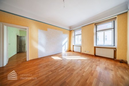 Helle 4-Zimmer Wohnung, Nähe Galleria Landstraße