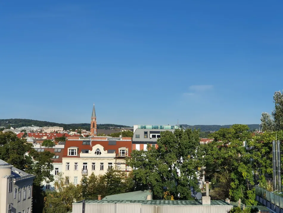 Exklusives Panorama Apartment mit Terrasse - Bild