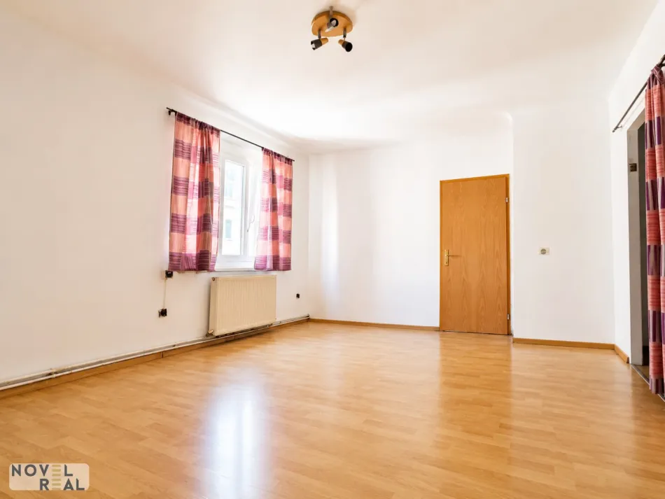 Großzügige 2-Zimmer-Wohnung mit Loggia & viel Gestaltungspotenzial – ausgezeichnete Lage in 1210 Wien - Bild