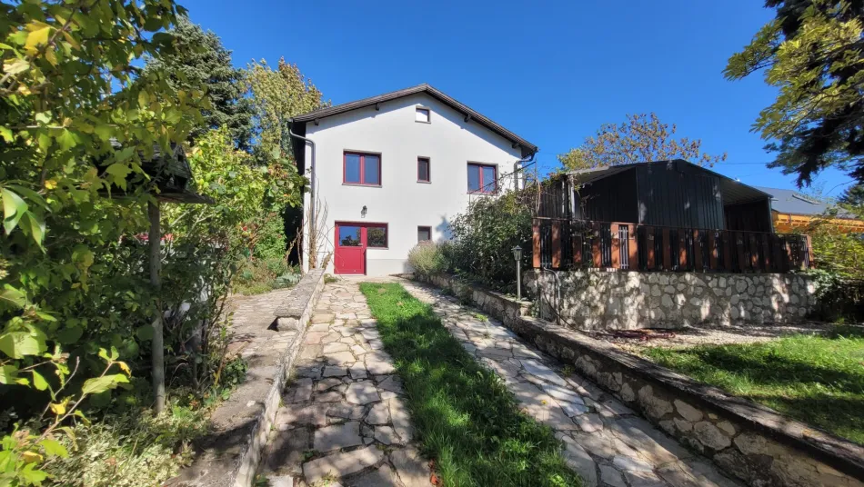 Saniertes Einfamilienhaus in Niederleis - Titelbild