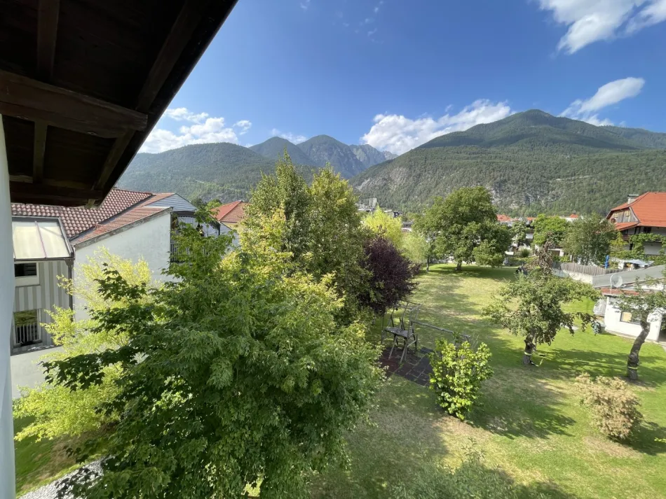 Grundstücke in Zirl in ortsnaher, sonniger Infrastrukturlage eine Viertelstunde westlich von Innsbruck - Bild