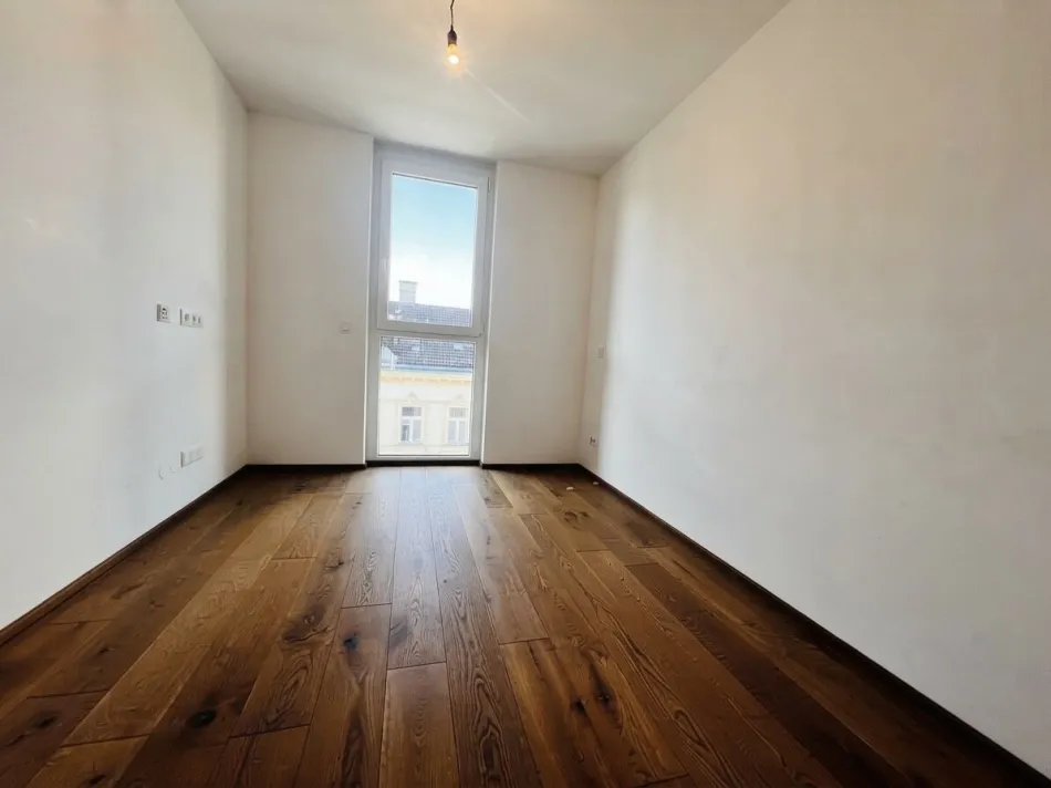 Hochwertige Neubau 3 Zimmer Wohnung mit Loggia perfekt für Familie oder WG - Bild