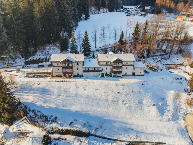 Bauland in erhöhter Aussichtslage – Entwicklungspotenzial in der Semmering-Region - Titelbild