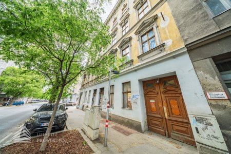 Sanierungsbedürftiges bestandsfreies Zinshaus mit Dachgeschoss, Nähe Thaliastraße