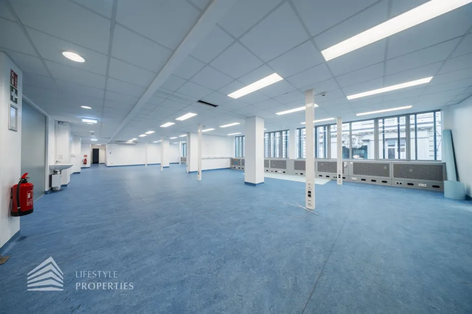 Modernes 5-Zimmer Büro in optimaler Lage! Nähe Schwarzenbergplatz - Titelbild