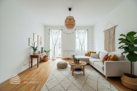 Urbanes Refugium mit Gartenlandschaft: Drei Einheiten verschmelzen zu einem einzigartigen Wohnkonzept