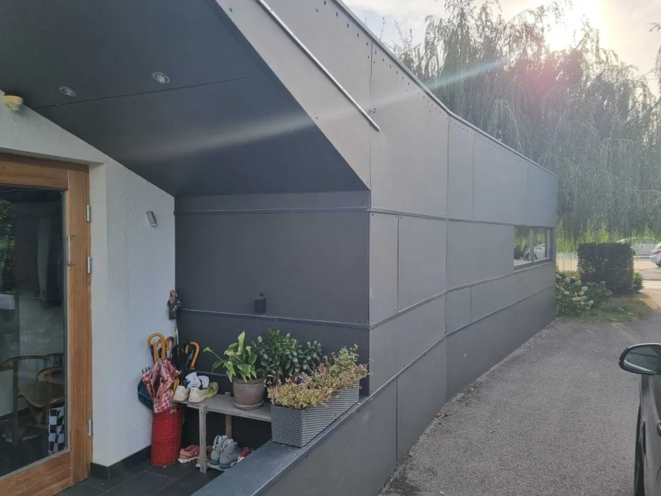 Wohntraum in Grünen mit perfekter Infrastruktur - Bild