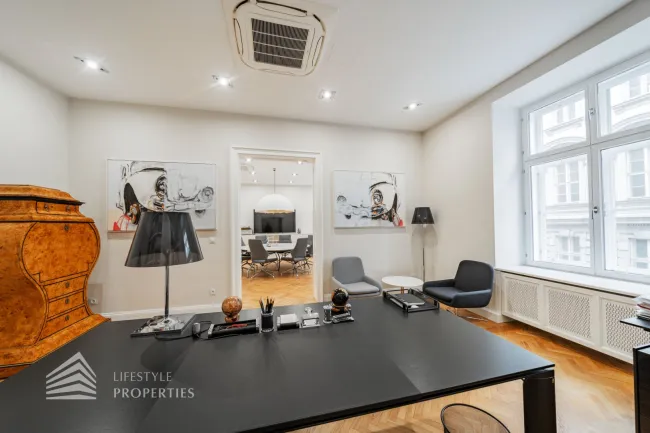 Elegantes 5-Zimmer Altbau Büro im Herzen Wiens - Bild