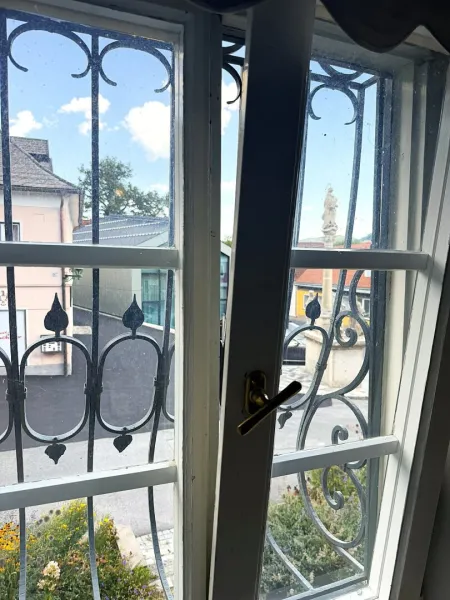 Ausblick auf den Dorfplatz
