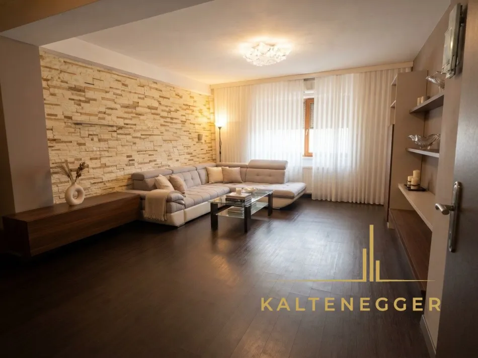 Großzügiges Zweiparteienhaus in Stixneusiedl - Bild