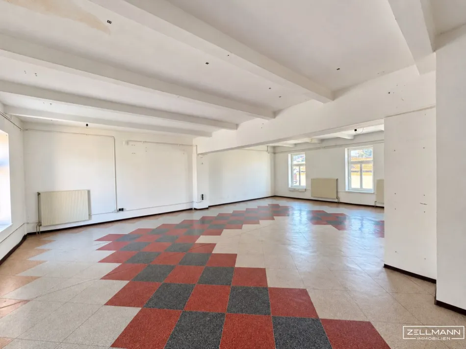 Großzügige Lager- und Bürofläche in Wien 23 – Ihre Chance auf Raum für Erfolg | ZELLMANN IMMOBILIEN - Bild