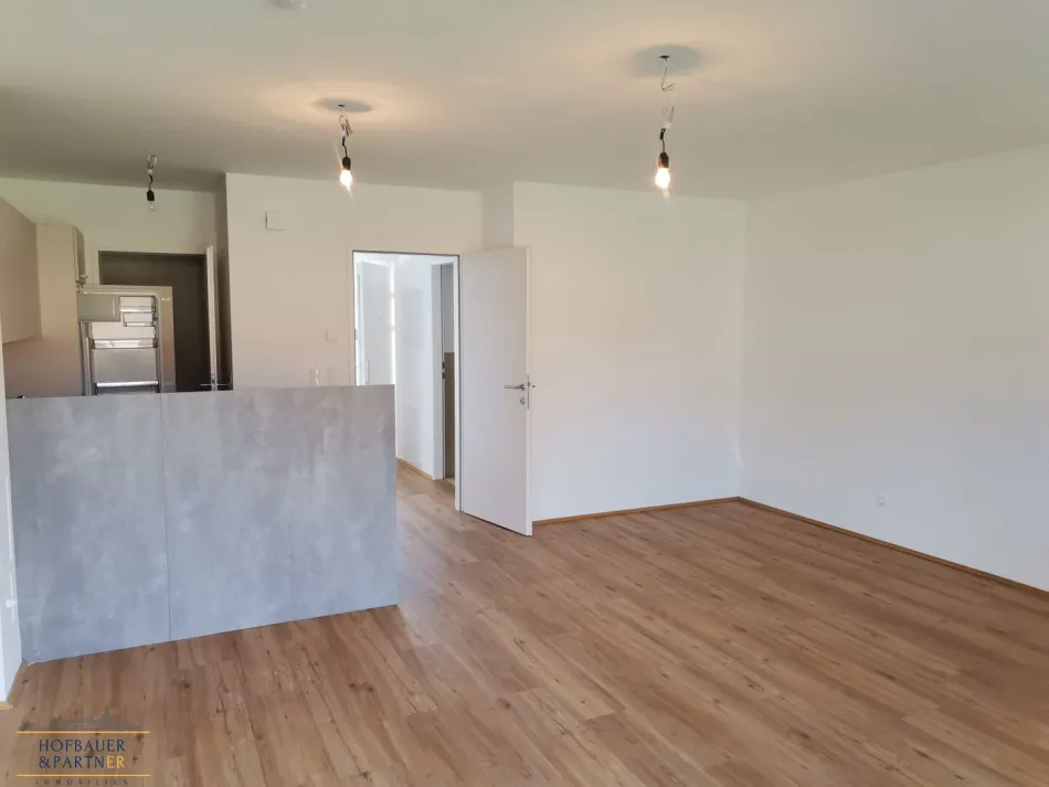 Erstbezug - 1-Zimmer-Gartenwohnung mit PKW-Abstellplatz - Bild