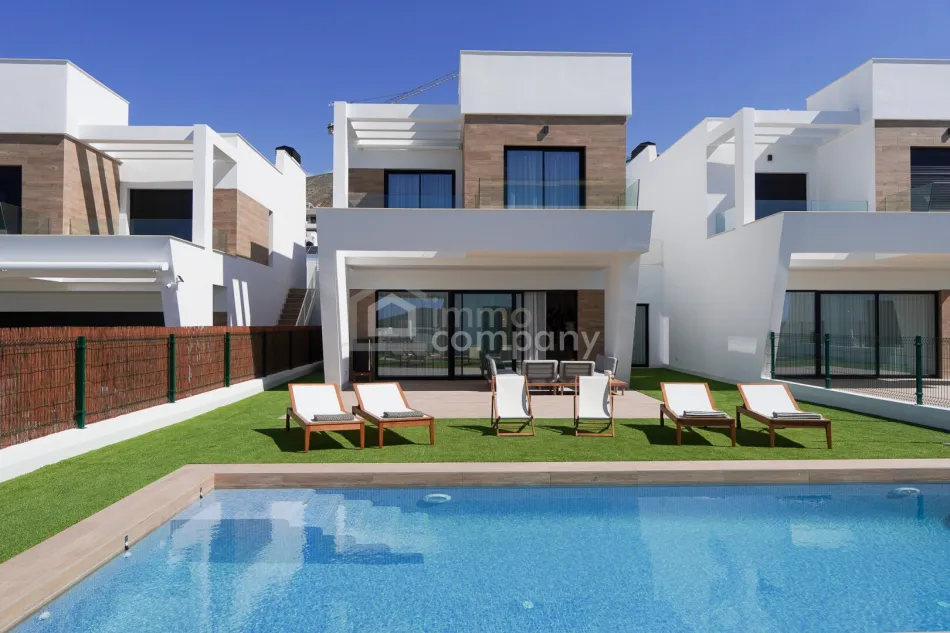 Weniger Winter, mehr Finestrat – 148 m² Neubau mit Pool & Terrasse - Titelbild