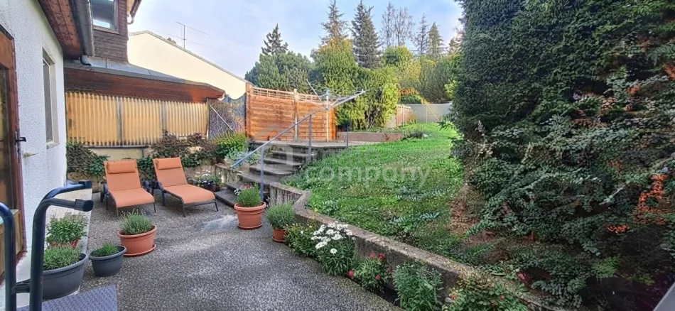 Möbliertes barrierefreies 3-Zi-Reihenhaus mit Garten & Terrasse in bester Lage in 1130 Wien - Titelbild