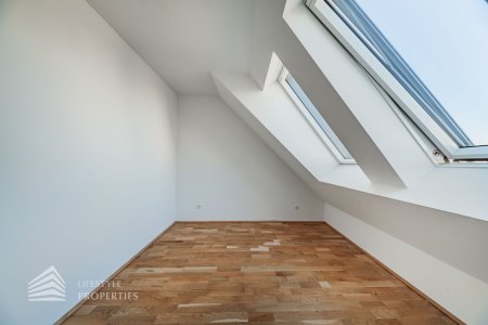 Traumhafte 3-Zimmerwohnung mit Balkon, Nähe Schloss Hetzendorf